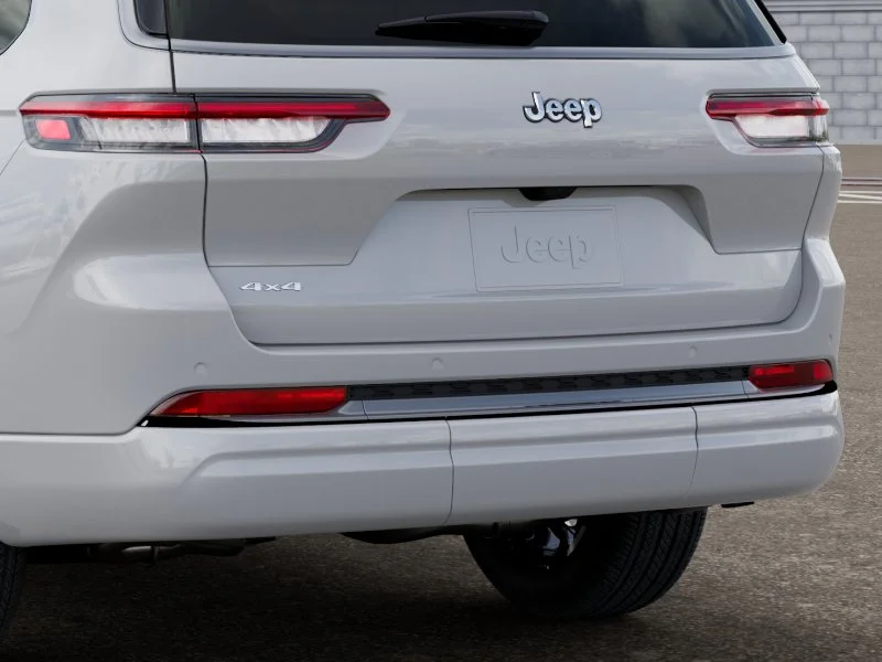 New 2026 Bright White Clear-Coat Exterior Paint Jeep Limited image 13