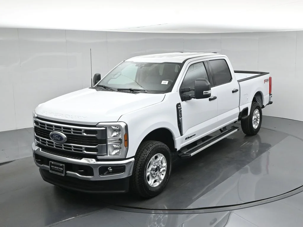 New 2026 White Ford XLT image 35