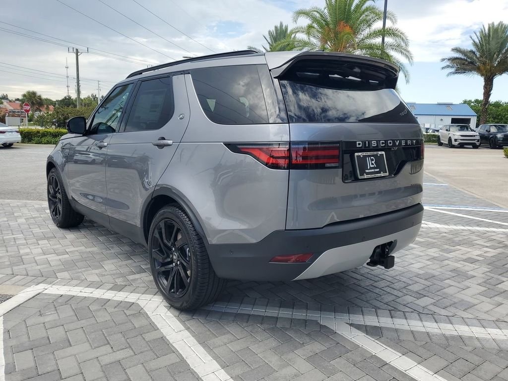 New 2025 Eiger Grey Land Rover S image 3