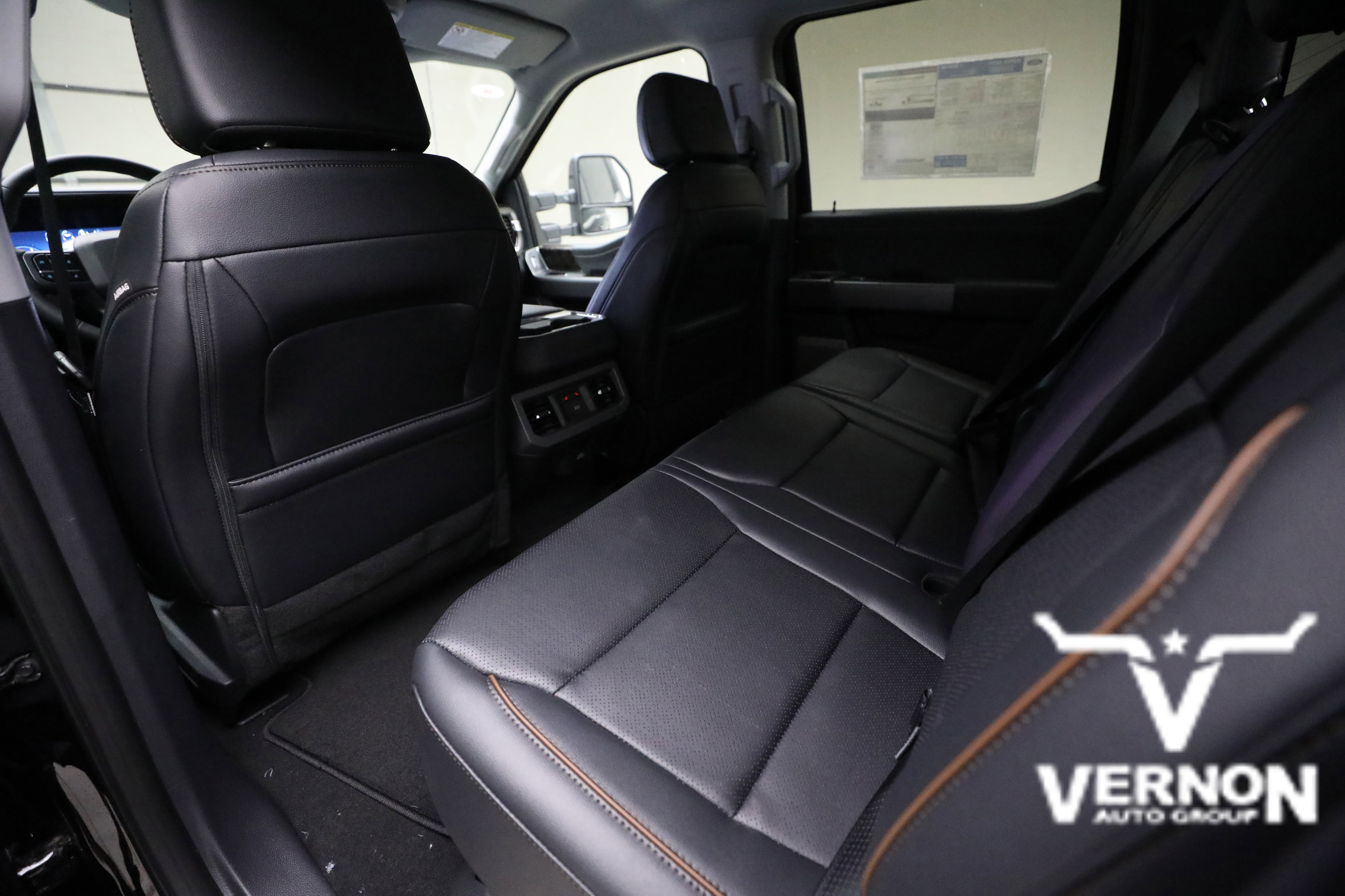 New 2026 Agate Black Metallic Ford  image 9