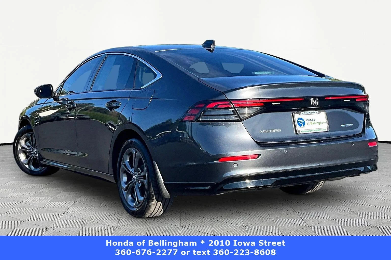 2025 Honda Accord Hybrid EX-L - Photo 37