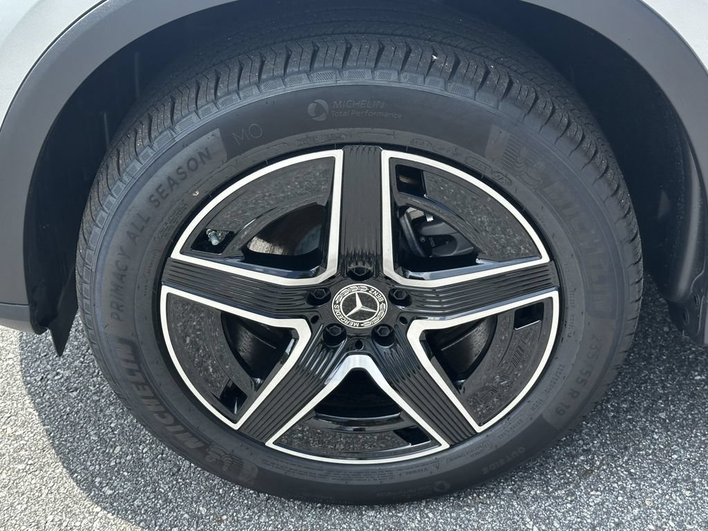 New 2026 Cirrus Silver Metallic Mercedes-Benz GLC 300 image 49