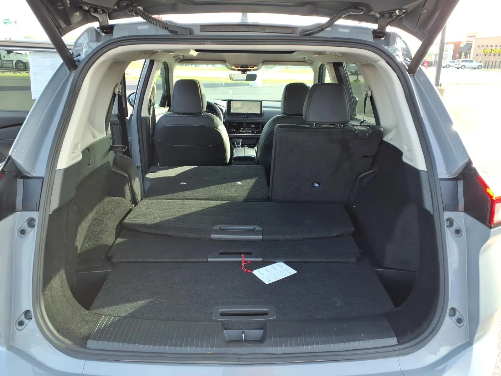 Used 2024 Boulder Gray Pearl Nissan SL image 4