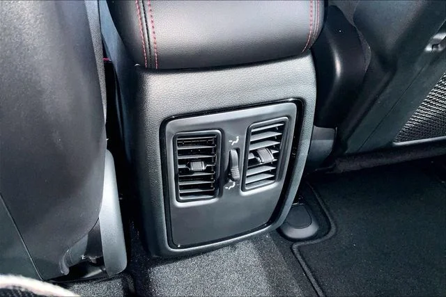New 2026 Vapor Gray Exterior Paint Dodge GT HEMI V8 image 17