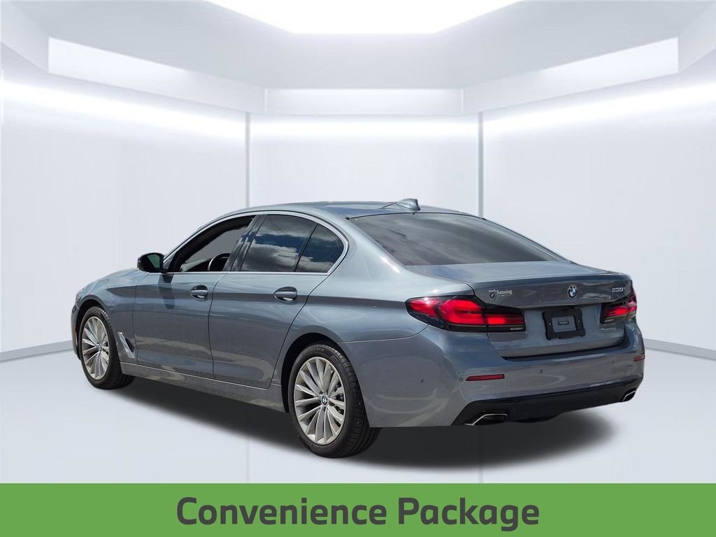 Used 2021 Blue BMW 530i image 4