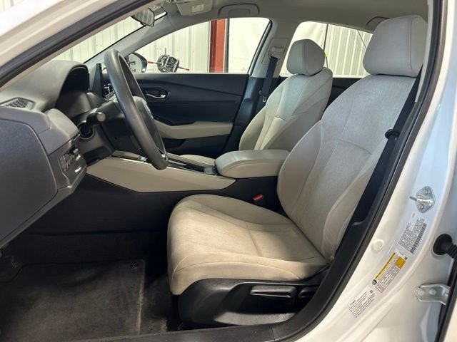 Certified Used 2024 Platinum White Pearl Honda LX image 15