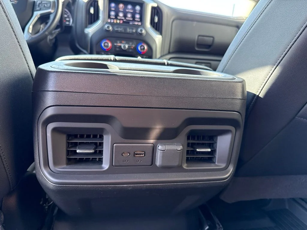 Used 2021 Pearl Chevrolet LT Trail Boss image 13