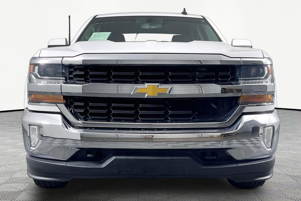 Used 2019 White Chevrolet LT image 2