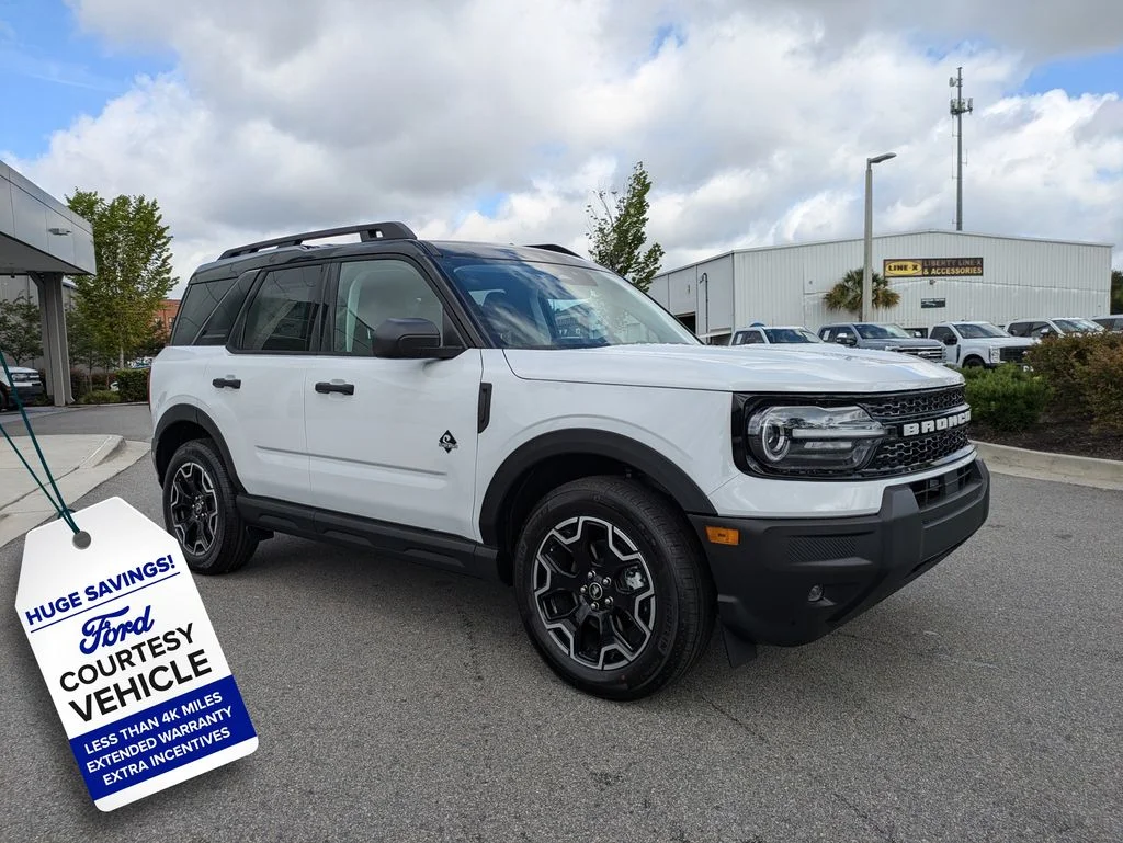 New 2026 Oxford White Ford Outer Banks image 1