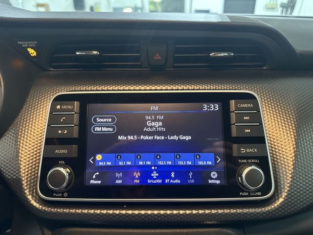 Used 2019 Blue Nissan SV image 16
