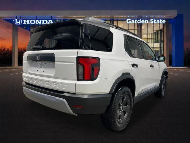 New 2026 White Honda AWD RTL image 5