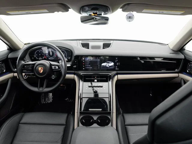 Certified Used 2024  Porsche 4 image 21