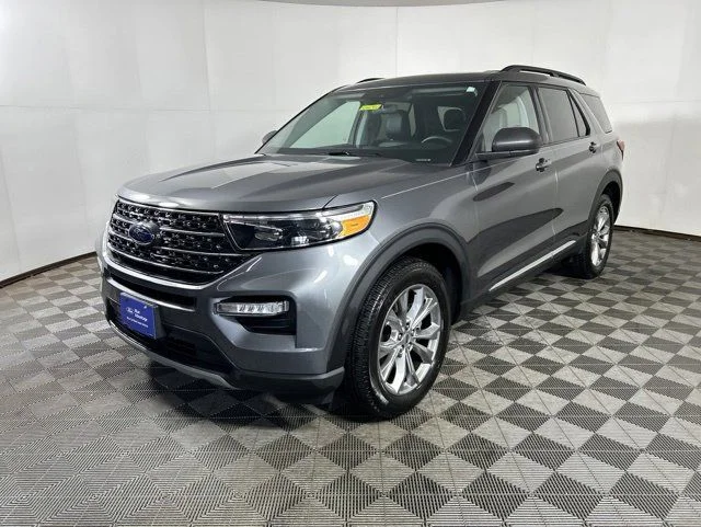 Used 2024 Ford Explorer XLT with VIN 1FMSK8DH7RGA16990 for sale in Shakopee, Minnesota