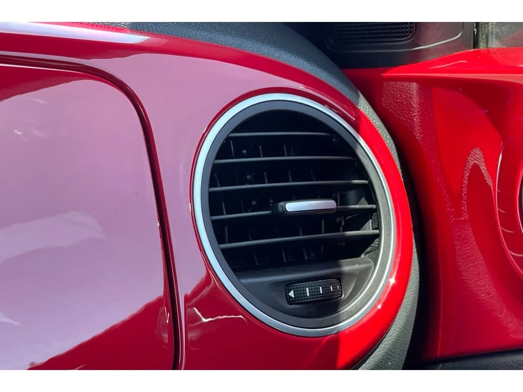 Used 2017 Tornado Red Volkswagen 1.8T SE image 29