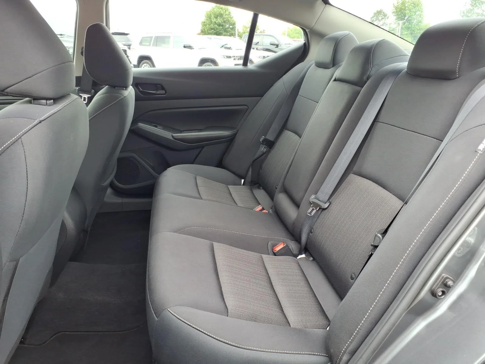 Used 2024 Gun Metallic Nissan 2.5 SV image 17