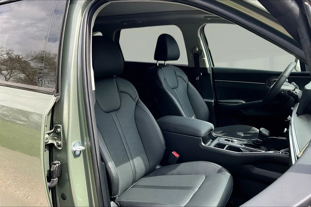 New 2026 Jungle Green Kia X-Line EX AWD image 11