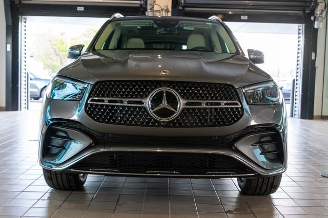 New 2026 Selenite Grey Metallic Mercedes-Benz GLE 450 image 2