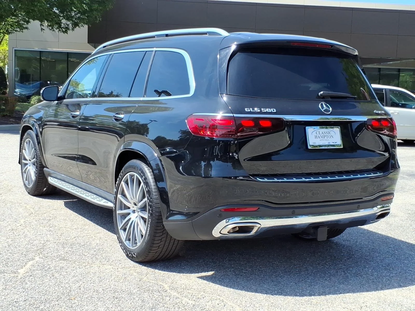 Certified Used 2025 Black Mercedes-Benz GLS 580 image 10