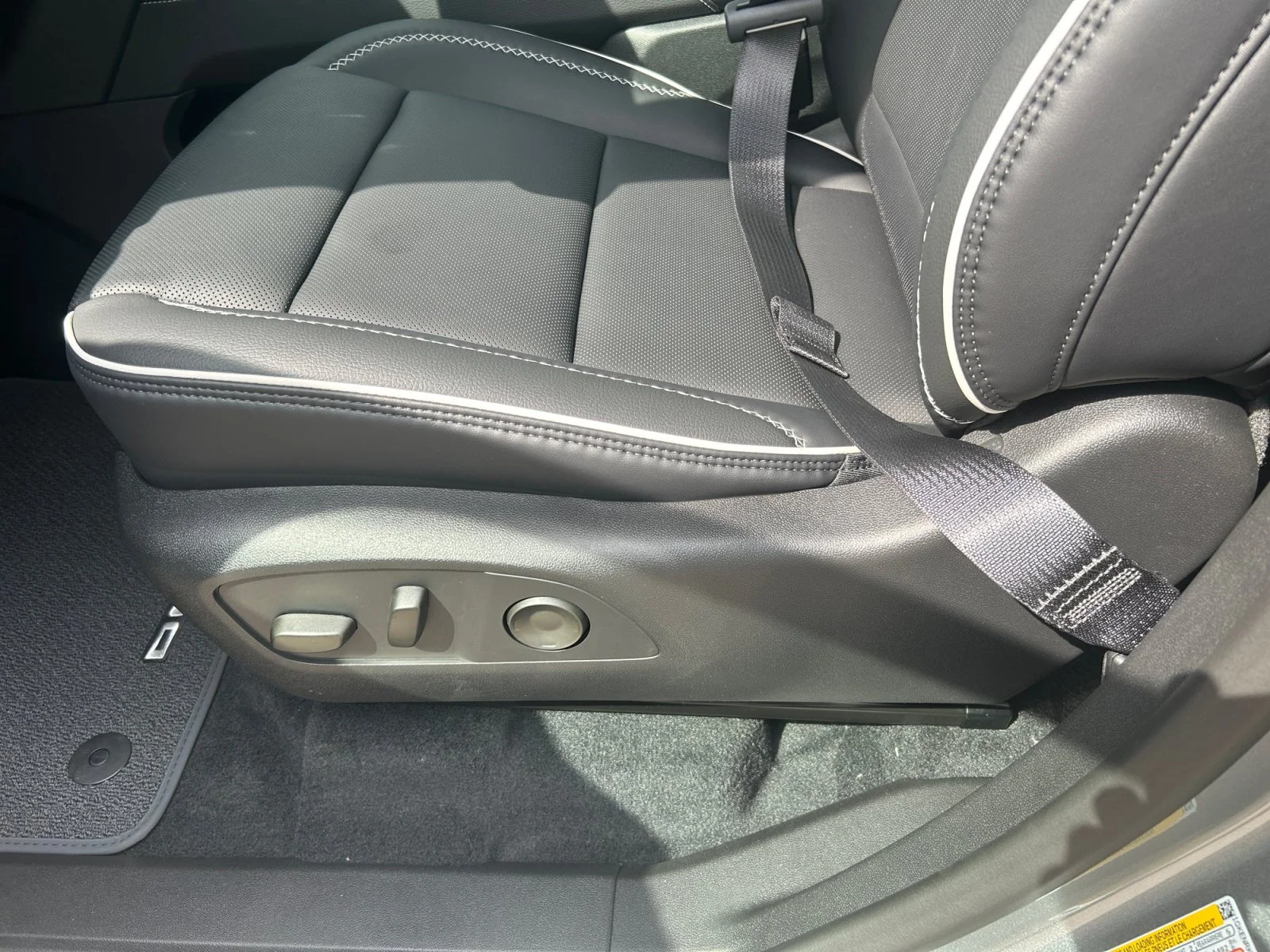 New 2026 Sterling Metallic GMC Denali AWD image 15