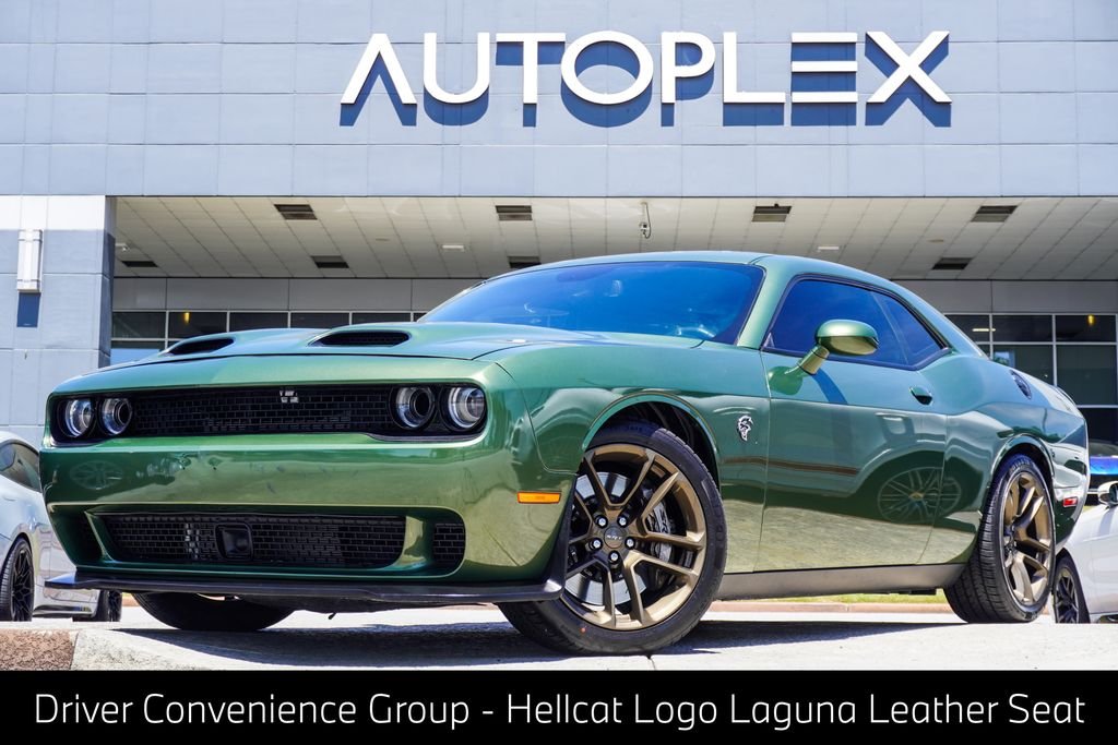 Used 2023 Green Dodge SRT Hellcat Jailbreak image 1