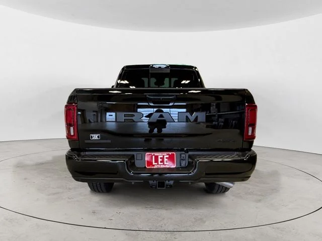 New 2026 Diamond Black Crystal Pearlcoat Ram Big Horn Crew Cab 4x4 6