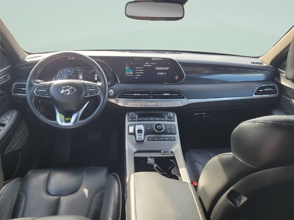 Used 2022 White Hyundai Calligraphy image 11