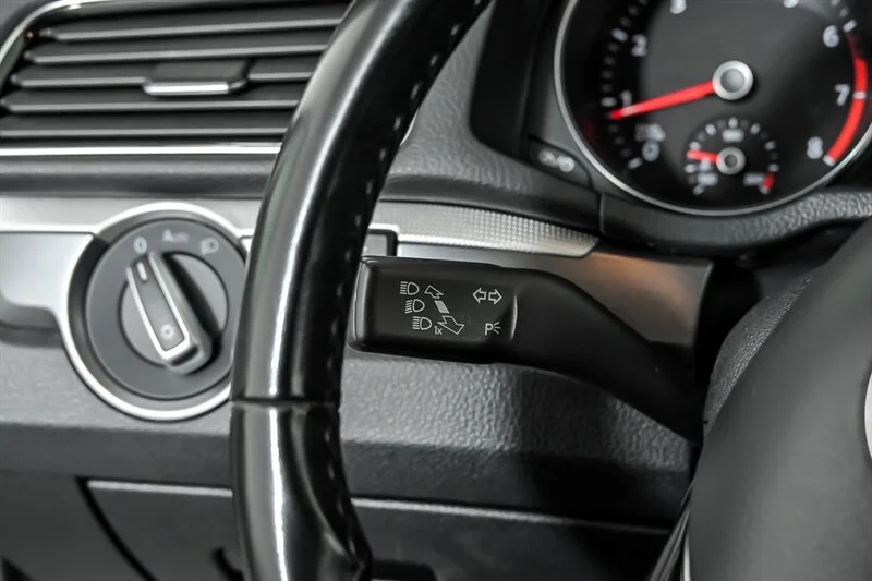 Used 2018 Reflex Silver Metallic Volkswagen 2.0T R-Line image 22