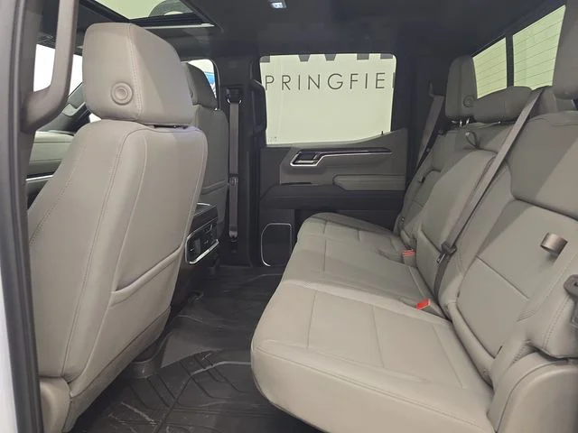 Used 2026 Summit White Chevrolet LTZ image 19