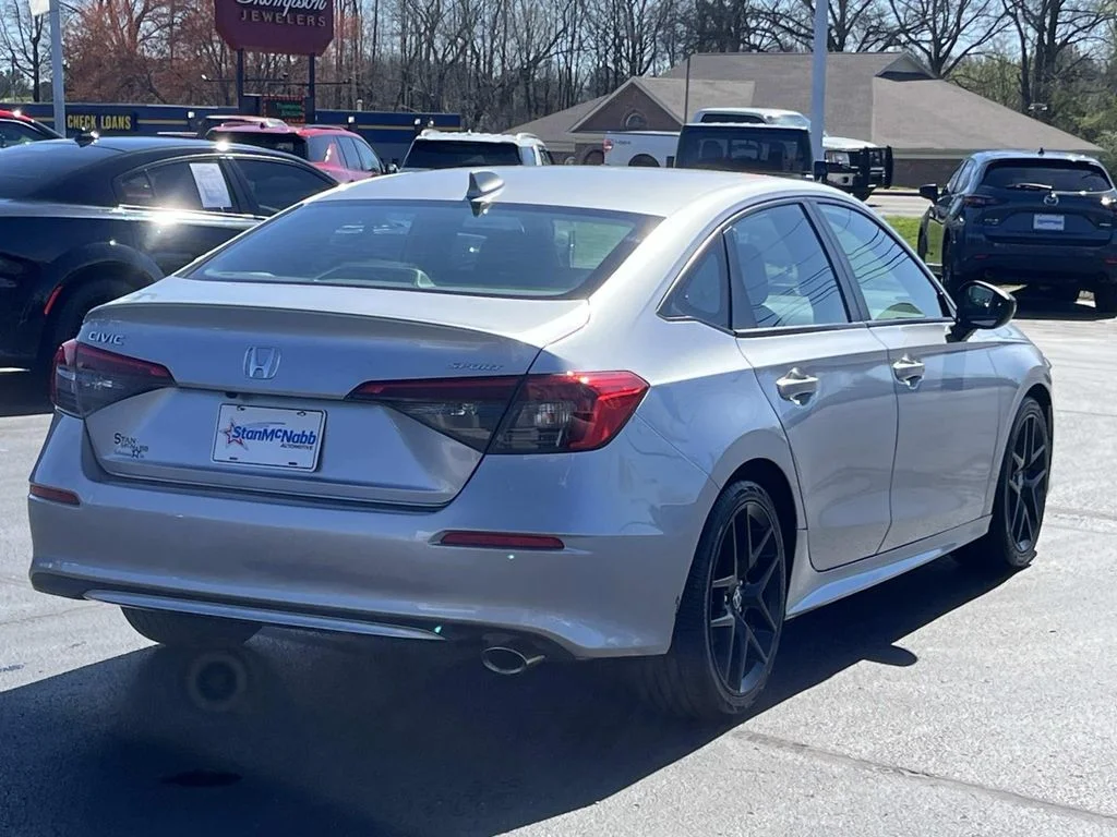 Used 2023 Lunar Silver Metallic Honda Sport image 7