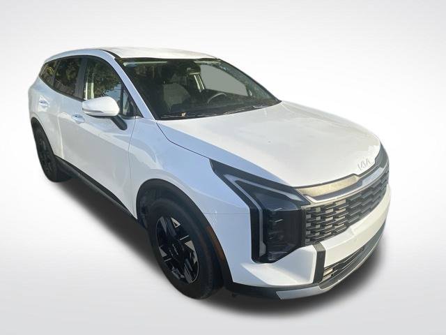 Used 2026 White Kia LX image 10
