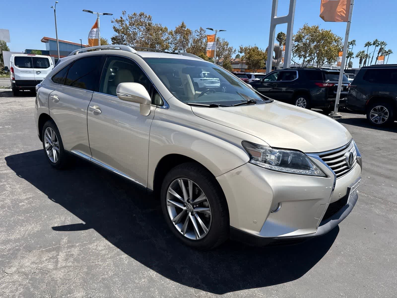 Used 2014 Satin Cashmere Metallic Lexus  image 8
