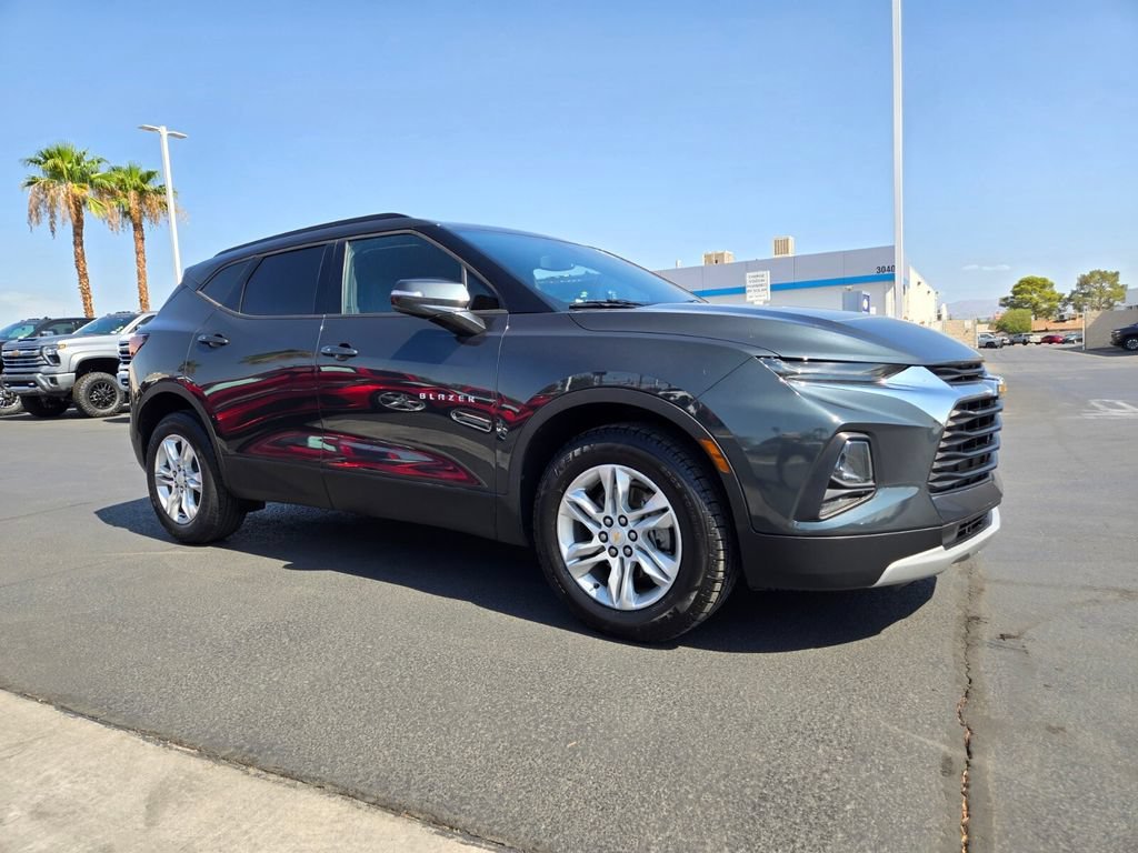 Used 2020 GRAPHITE METALLIC Chevrolet LT image 1