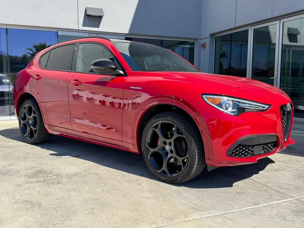 2023 Alfa Romeo Stelvio Veloce
