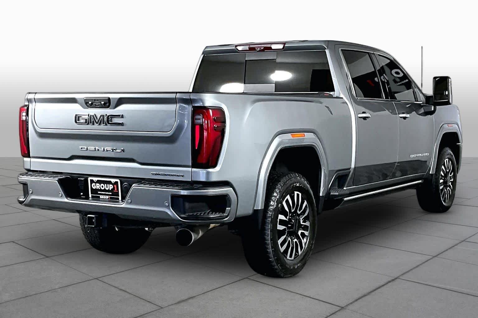 Used 2024 Sterling Metallic GMC Denali Ultimate image 13