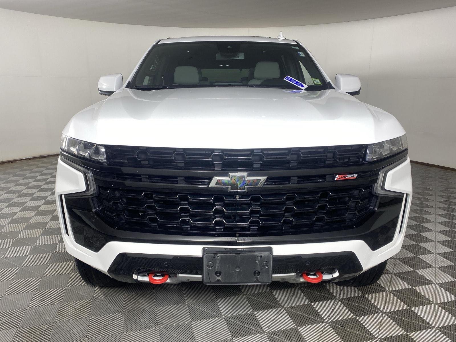 Used 2023 Summit White Chevrolet Z71 image 2