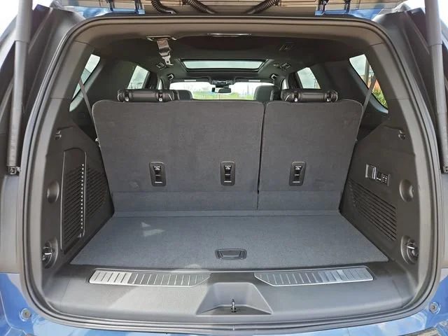 2026 Chevrolet Tahoe Premier - Photo 8
