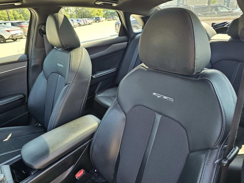 Used 2022 Black Kia GT-Line image 23