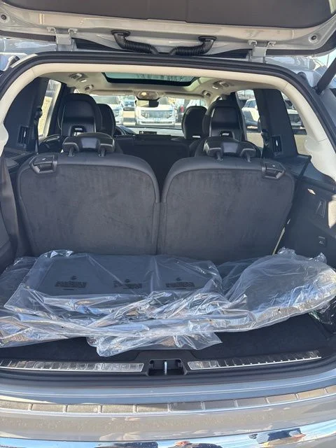 New 2026 Vapour Grey Volvo Plus image 38