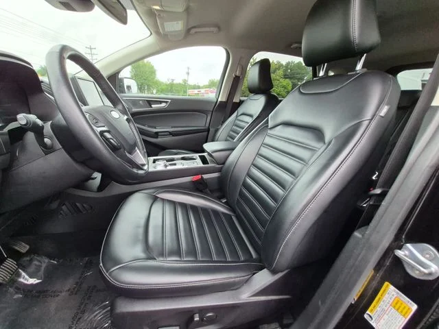 Used 2024 Black Ford SEL image 21