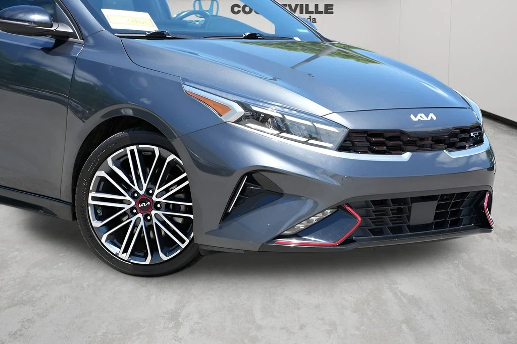Used 2024 Gravity Gray Kia GT image 3