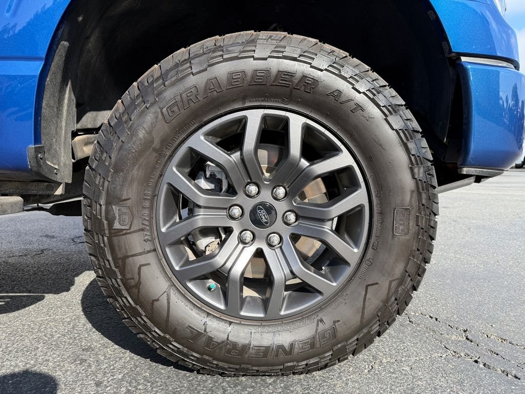 Used 2022 Blue Ford Tremor image 12