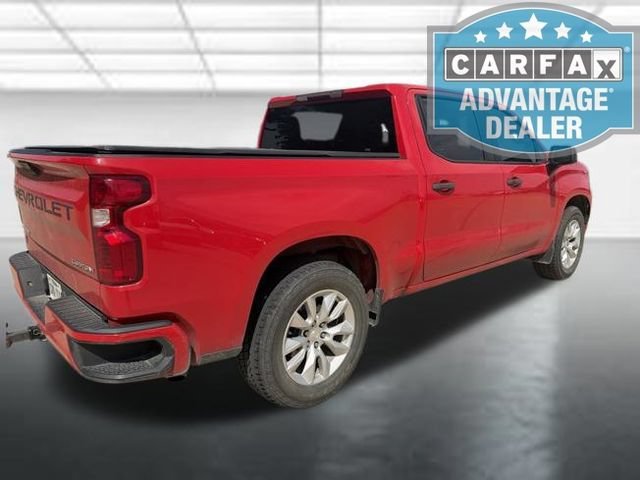Used 2022 Red Hot Chevrolet Custom image 4