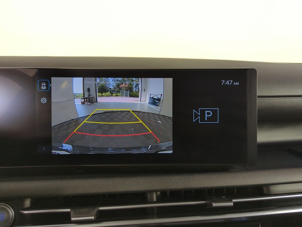 Used 2025 Gray Hyundai SEL Convenience image 25