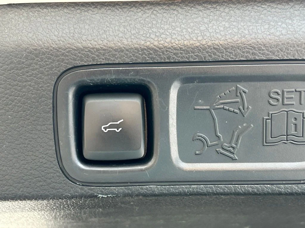 Certified Used 2019 White Platinum Clearcoat Metallic Ford Platinum image 51