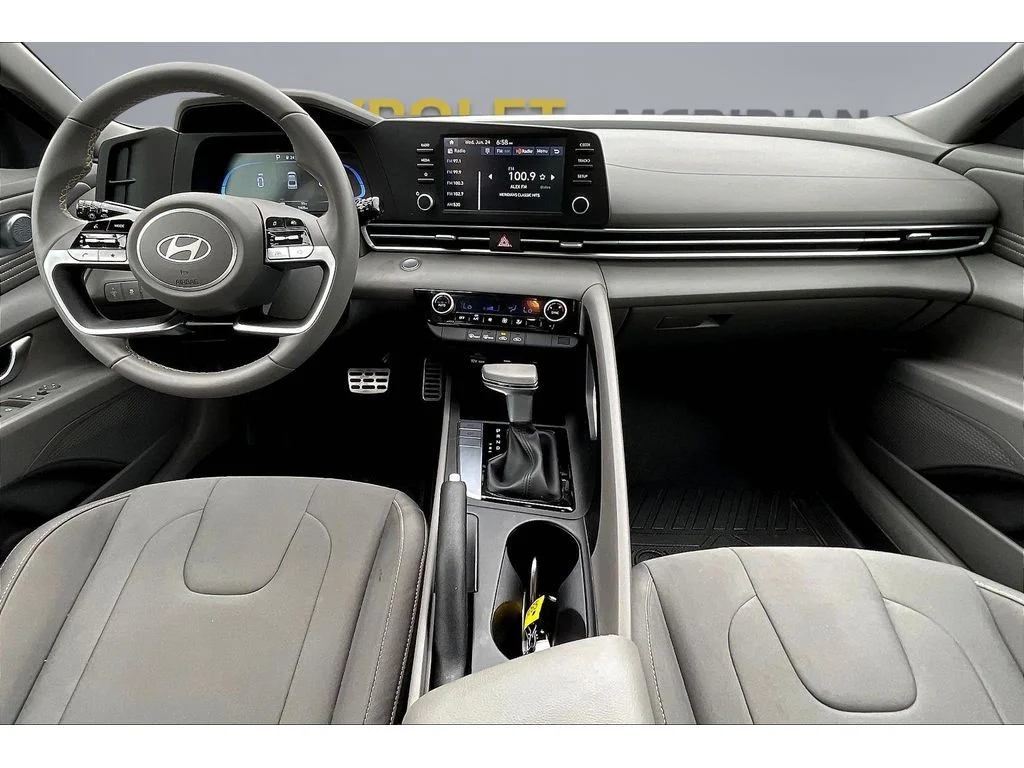 Used 2026 Gray Hyundai SEL Sport image 12