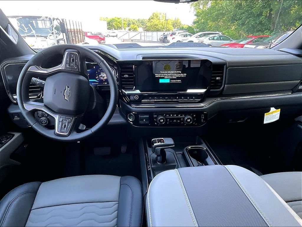2026 Chevrolet Silverado 1500 — photo 12