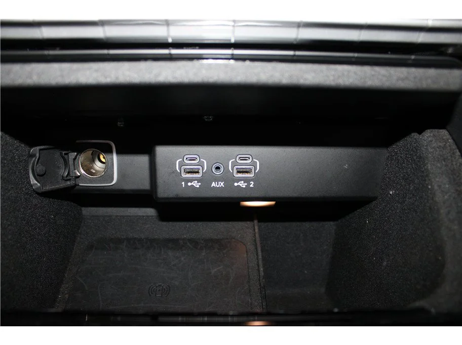 Used 2024 Baltic Gray Metallic Clearcoat Jeep Series II image 35