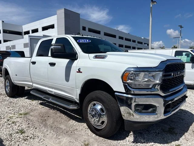 2024 RAM 3500 Tradesman 4X4 Crew Cab LWB's photo
