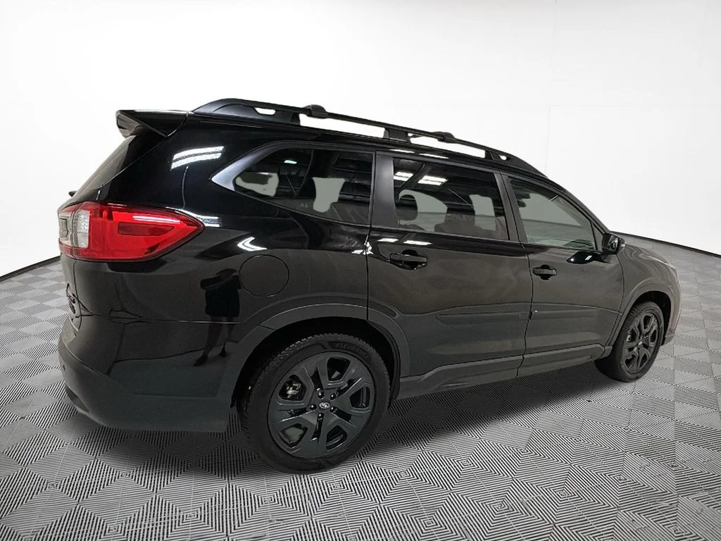 Used 2023 Black Subaru Onyx Edition image 9