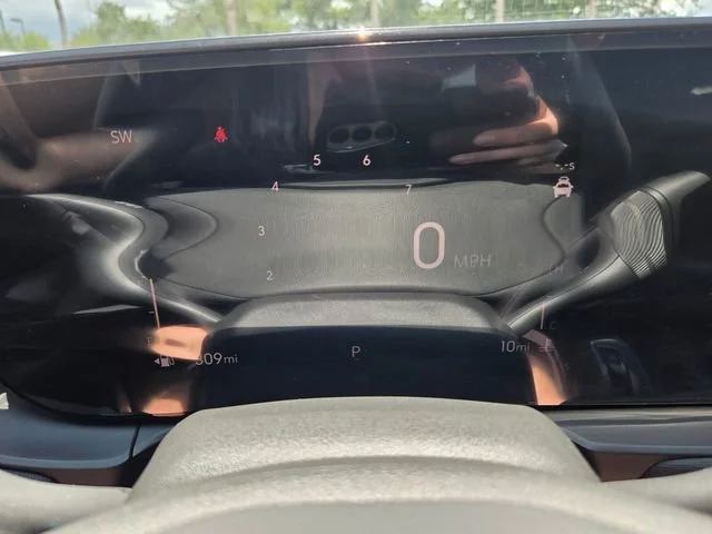 New 2026 Summit White Buick Preferred image 31